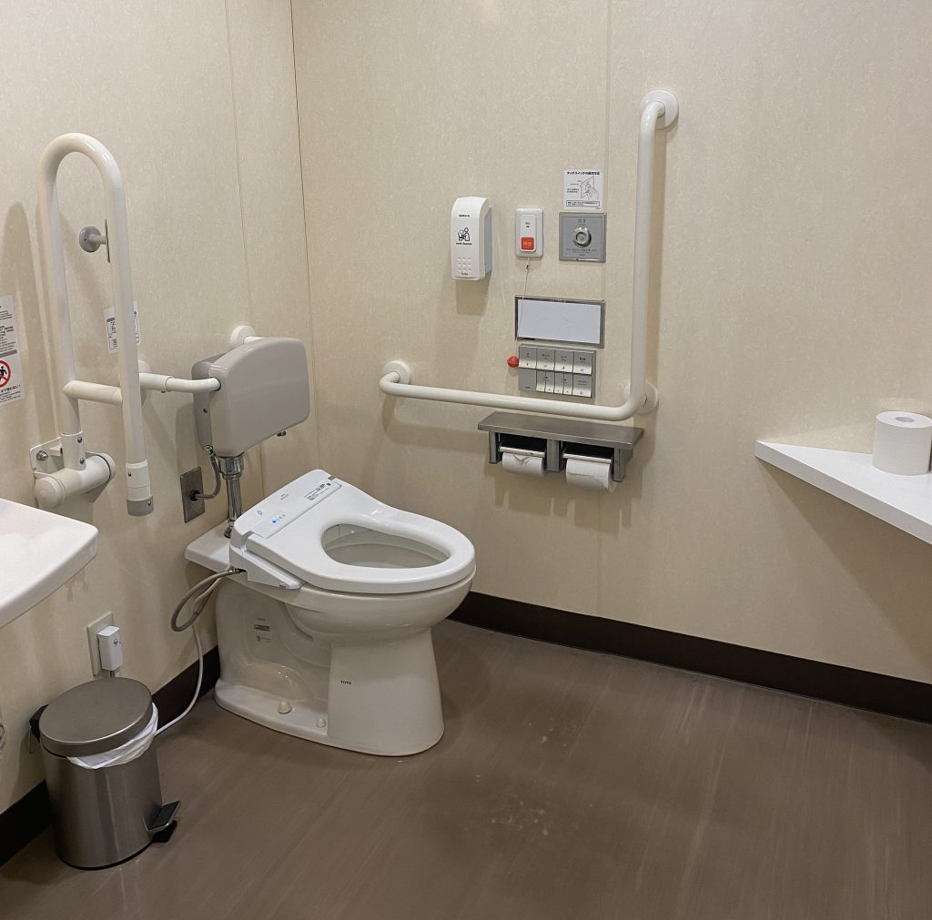 ２階にバリアフリートイレがある。